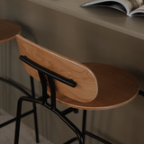 UMAGE Lifestyle Curious Barstool Oak Black 8.png