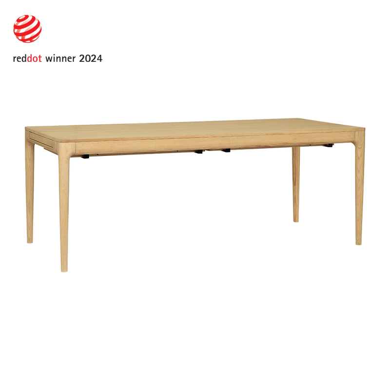 UMAGE Packshot 5658 Heartnsoul Diningtable Oak 2 RD